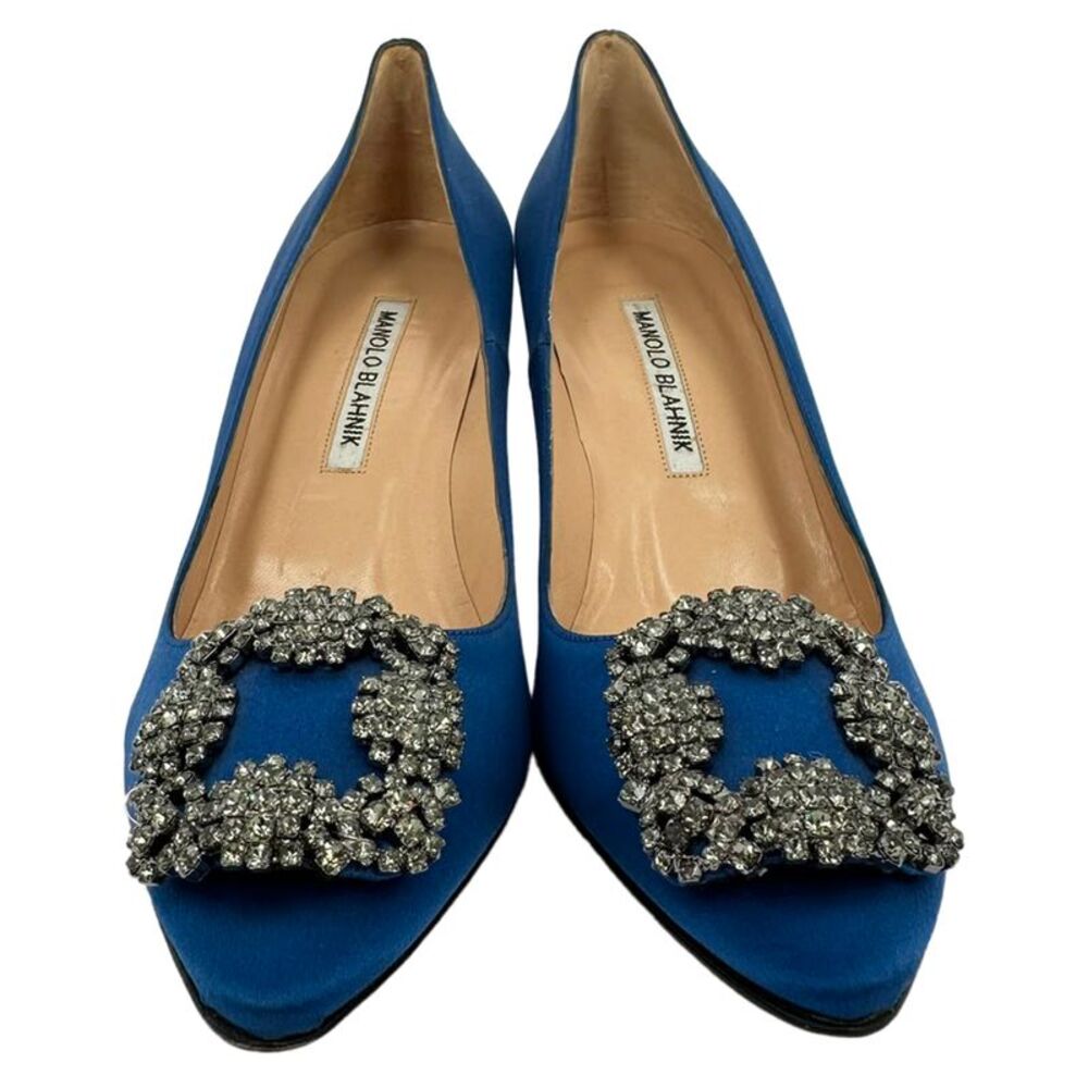 Manolo Blahnik Hangisi Embellished Pumps in Blue Satin - Picture 2 of 12